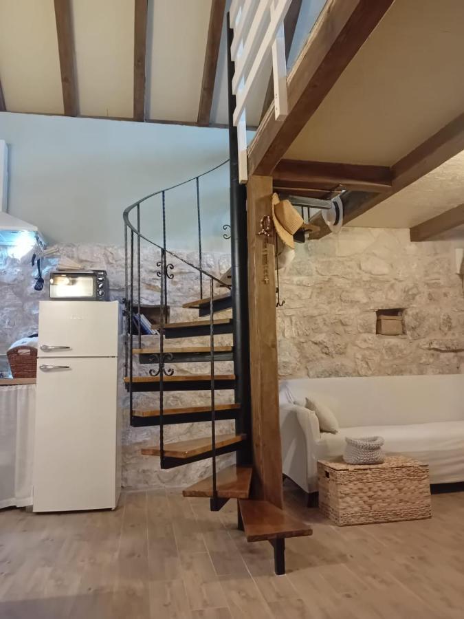 Holiday Home Mimara Korusce エクステリア 写真
